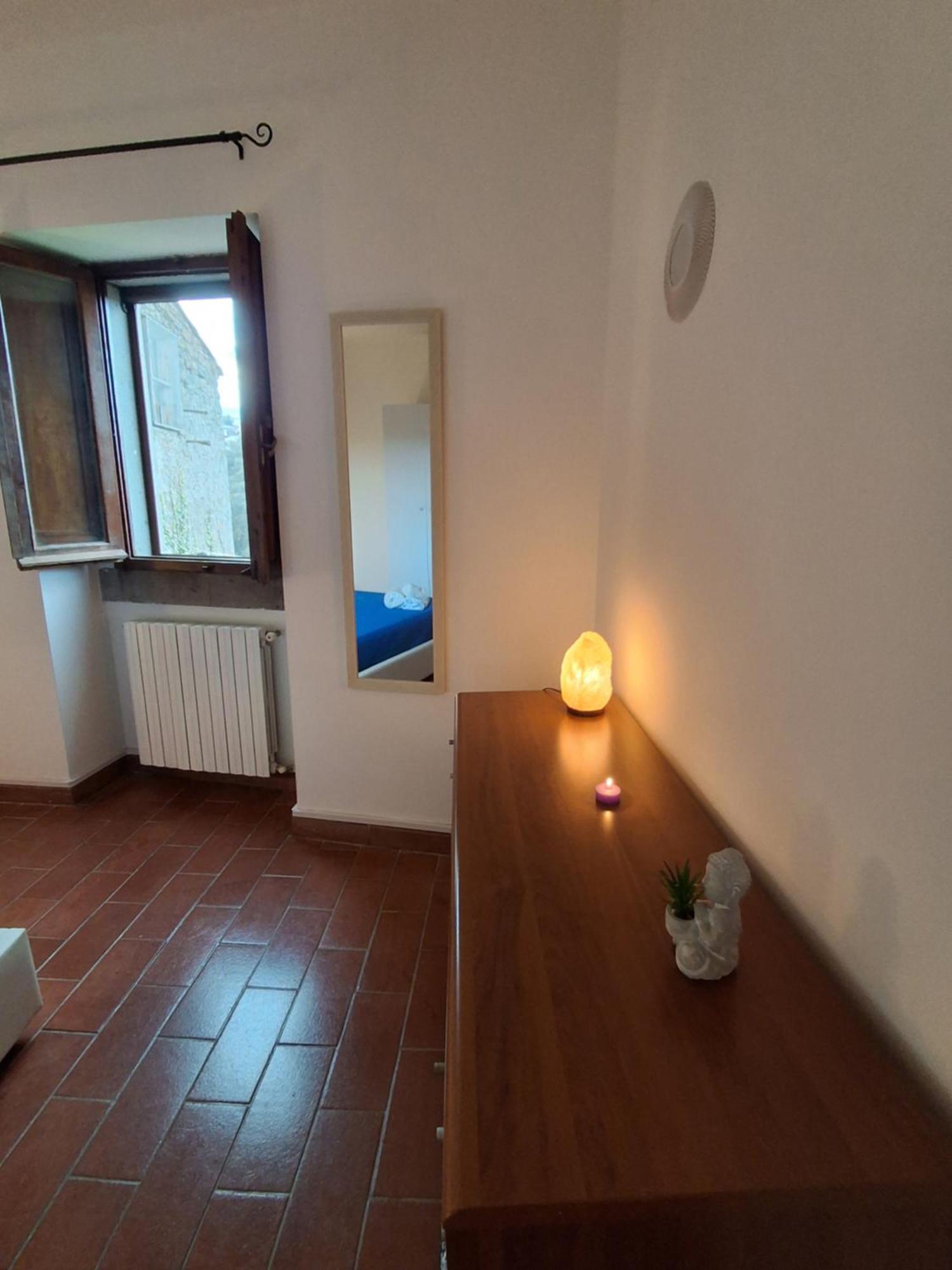 Sospesi Nel Borgo Vitorchiano Exteriör bild