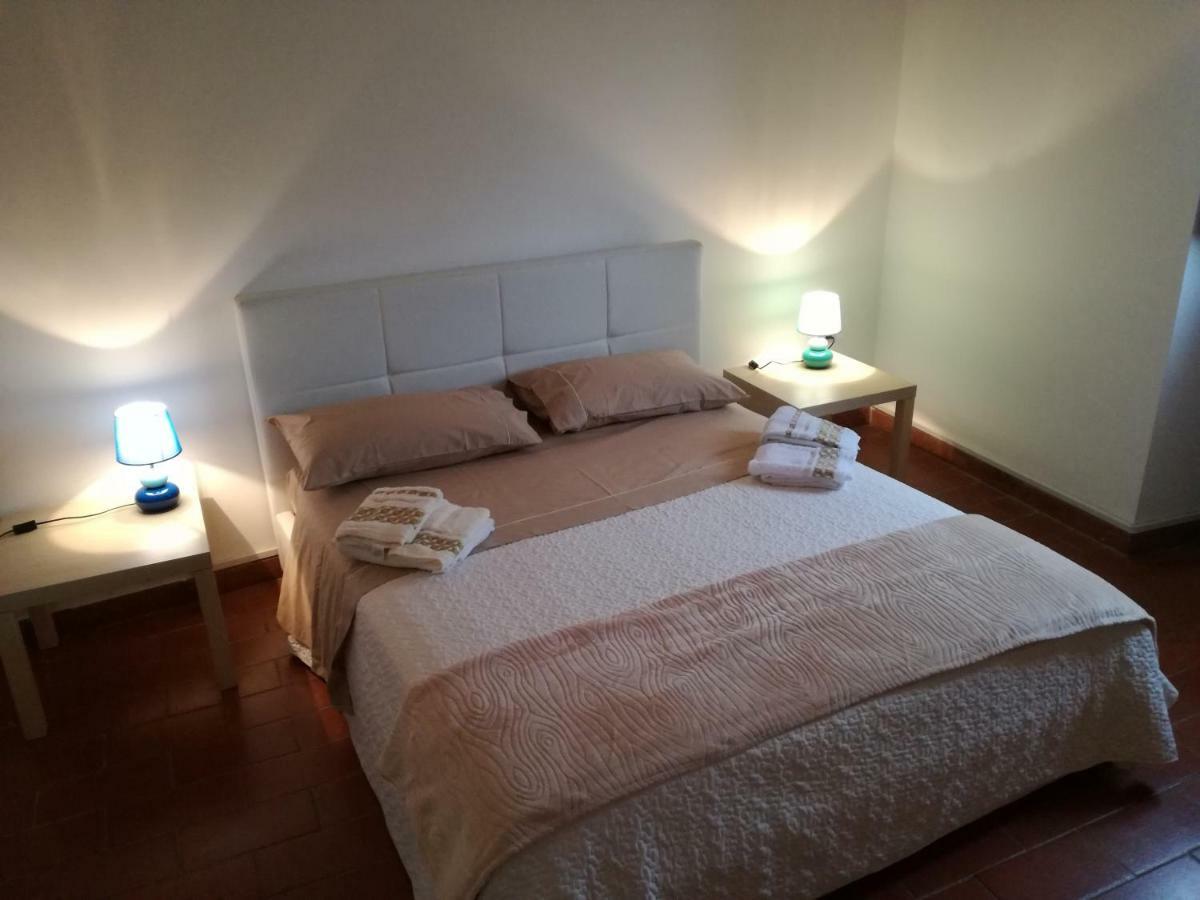 Sospesi Nel Borgo Vitorchiano Exteriör bild